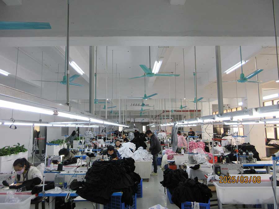 Hoodies Manufacturer in Dongguan China