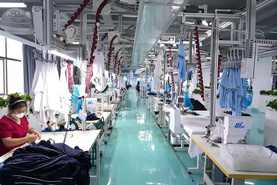 MHQ Hoodie Clothing Production Workshop