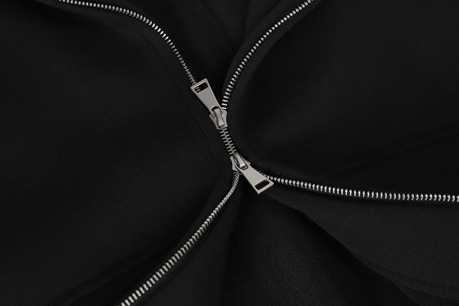 Custom black 600GSM American heavyweight premium zip-up hoodie details (2)
